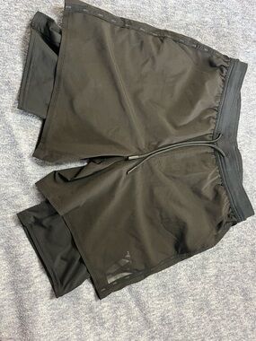 Vouri Men's Running/ Workout Lined Shorts In Black Size Small 9 Inch Leg